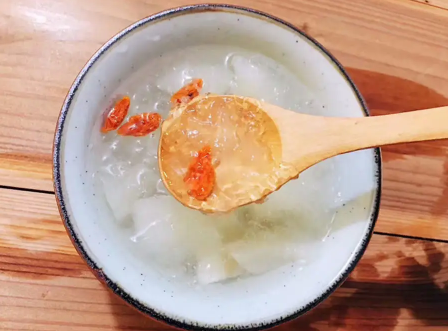 燕窩燉進去是一根一根的嗎3