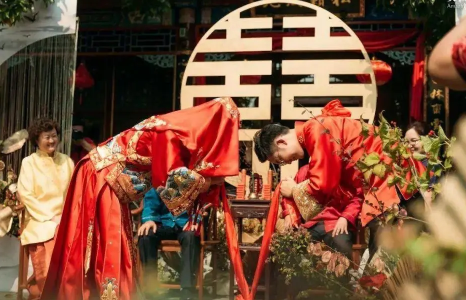 2022年端午節(jié)第二天結(jié)婚吉利嗎4