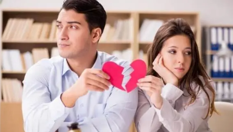 分居不離婚拖著誰(shuí)更怕4