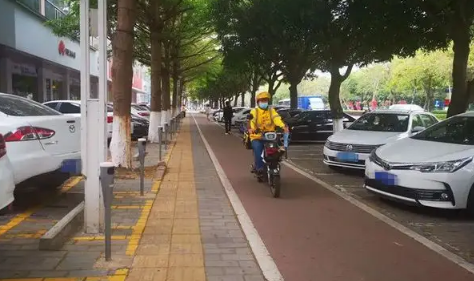 馬路邊什么線可能停車3