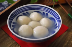 煮湯圓要放油嗎